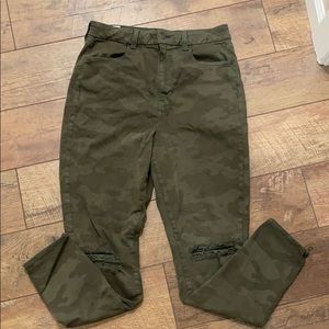 Super High Waisted American Eagle Jeans